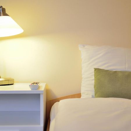 Bed and Breakfast Wenderedu Business Center Вроцлав Екстер'єр фото