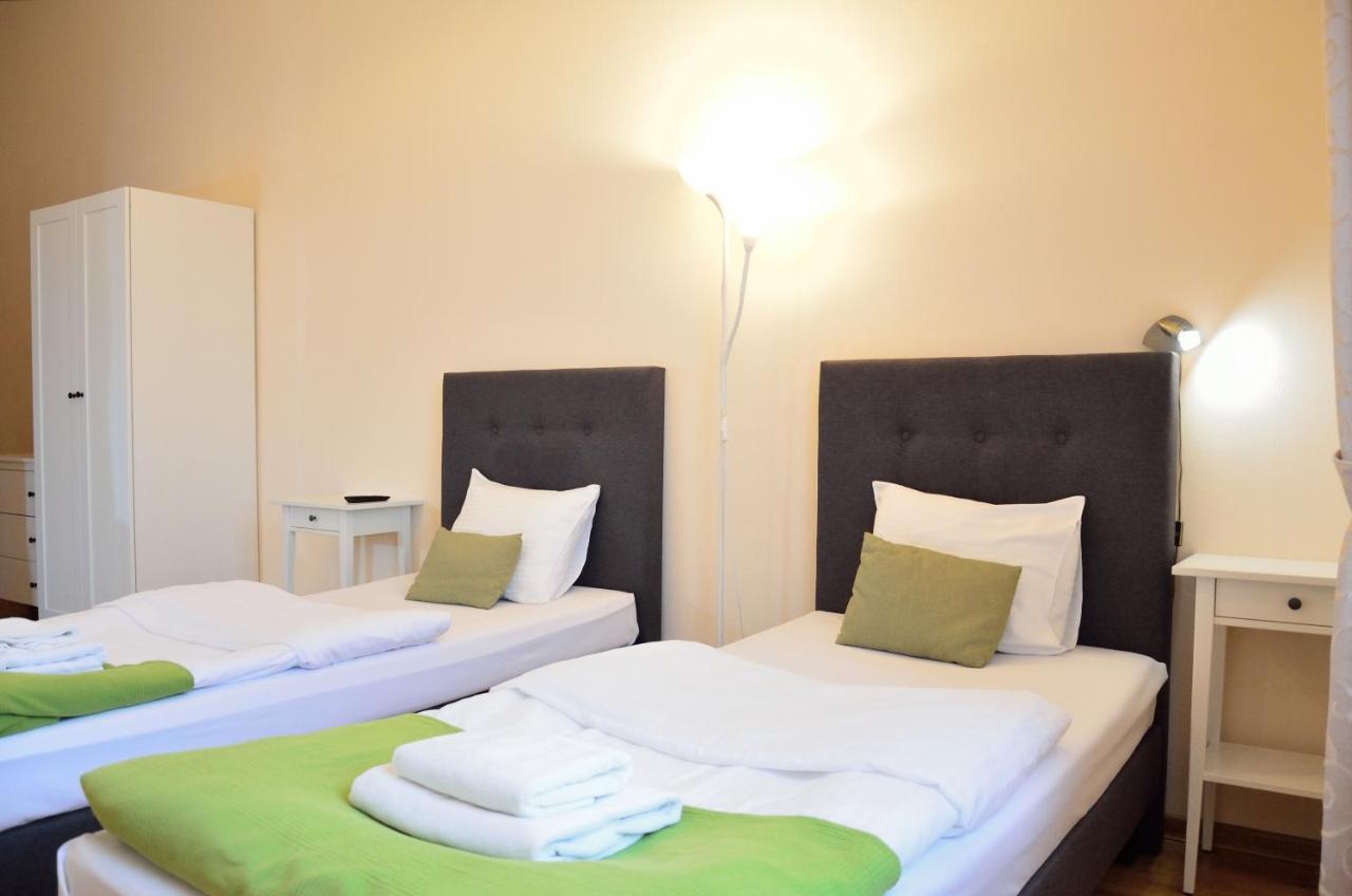 Bed and Breakfast Wenderedu Business Center Вроцлав Екстер'єр фото