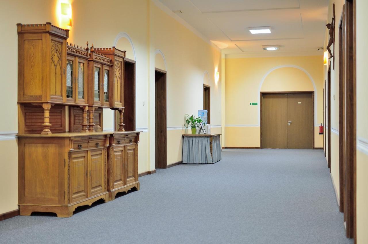 Bed and Breakfast Wenderedu Business Center Вроцлав Екстер'єр фото