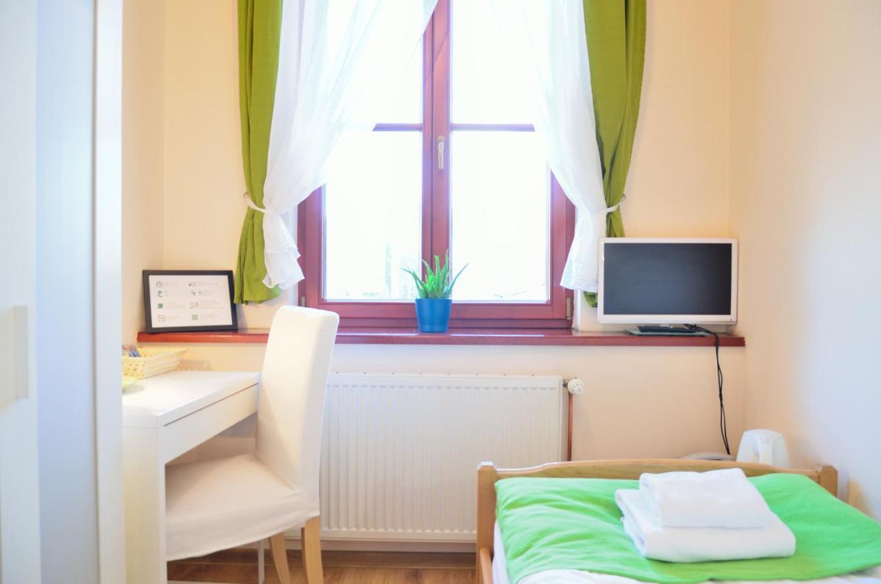Bed and Breakfast Wenderedu Business Center Вроцлав Екстер'єр фото
